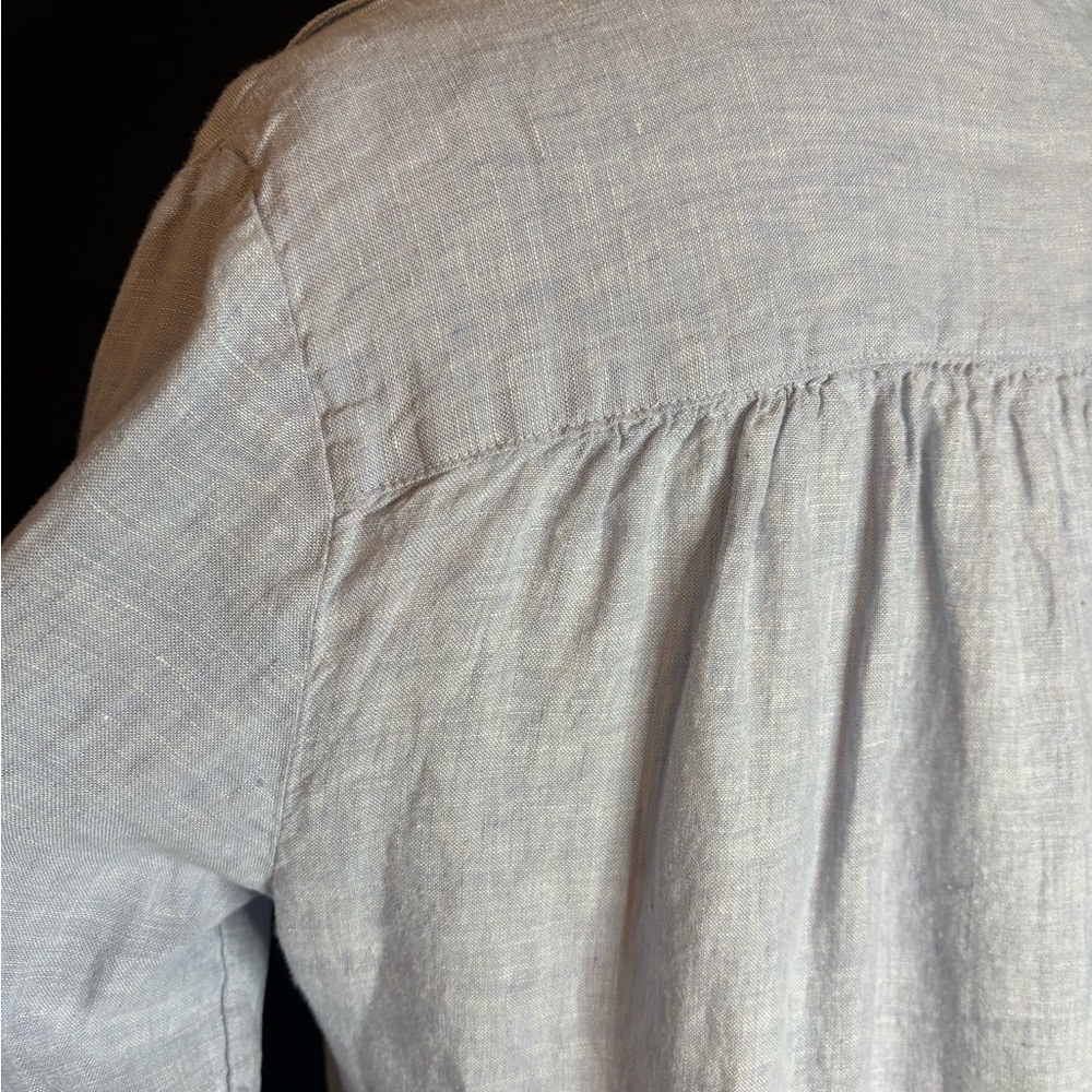 Light Blue Button-Up Tunic - Picture 4 of 4